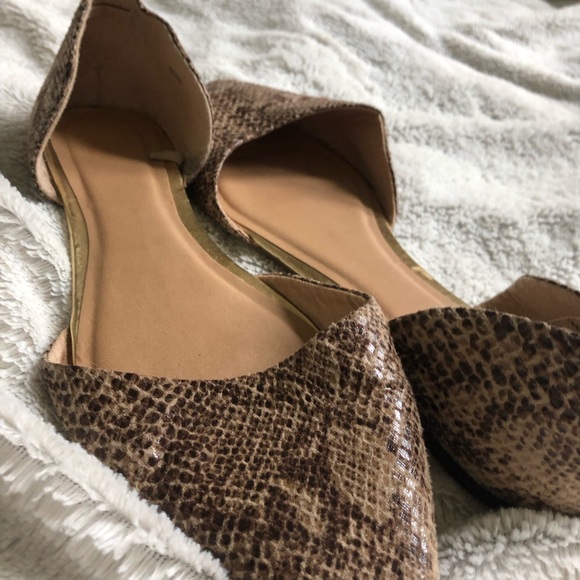 GAP SNAKESKIN FLATS - Picture 2 of 6